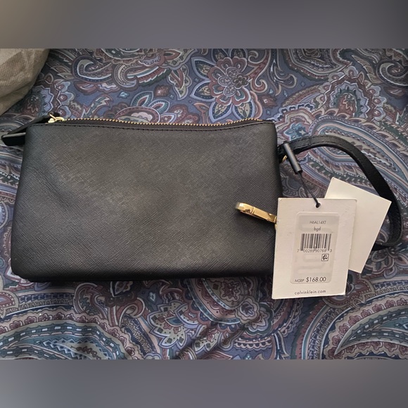 Calvin Klein Double zipper clutch - Picture 3 of 4